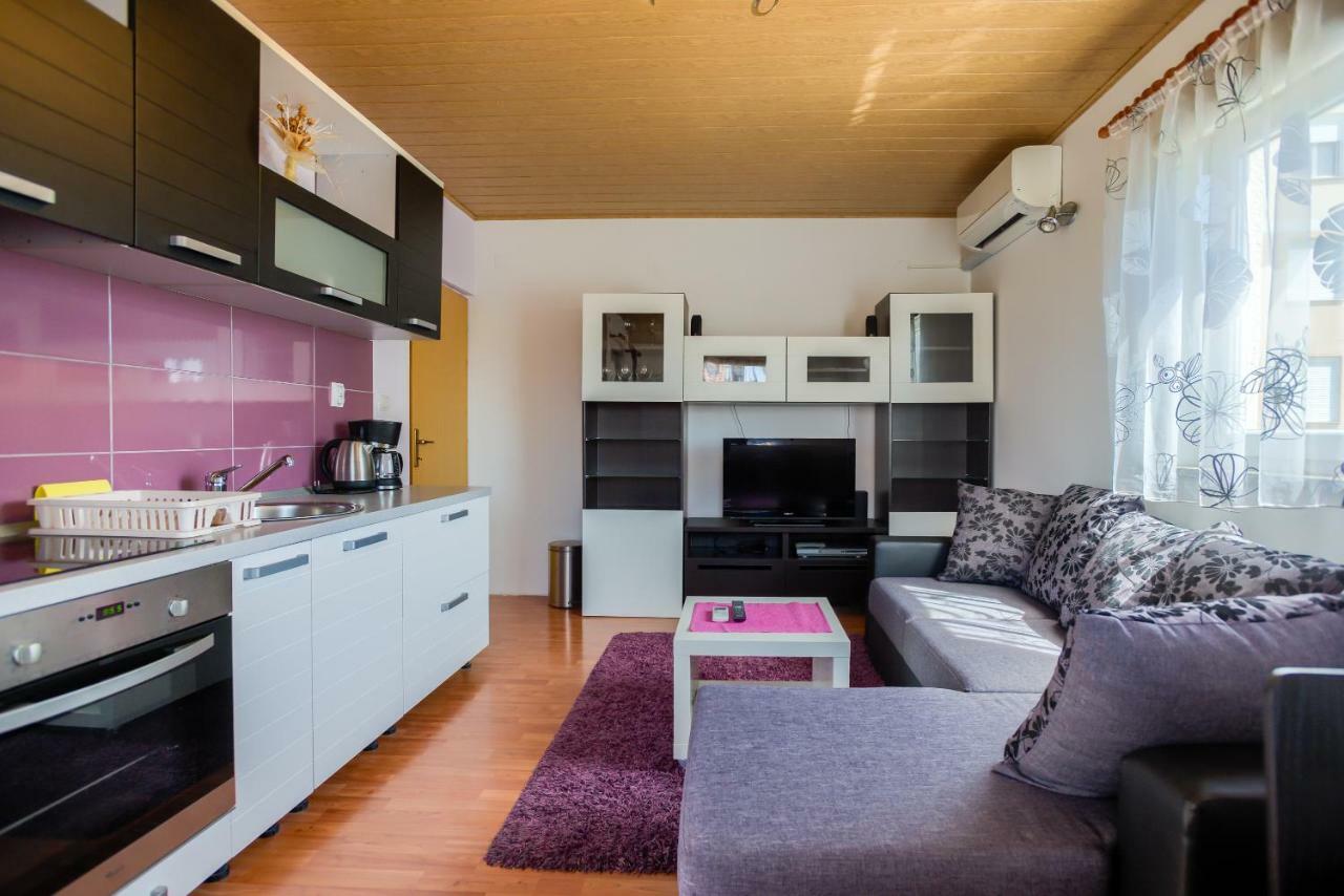 Apartment Monica Ližnjan Exterior foto